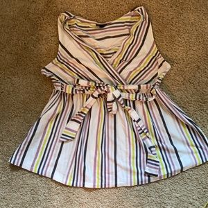 Torrid 00 sleeveless tie waist top